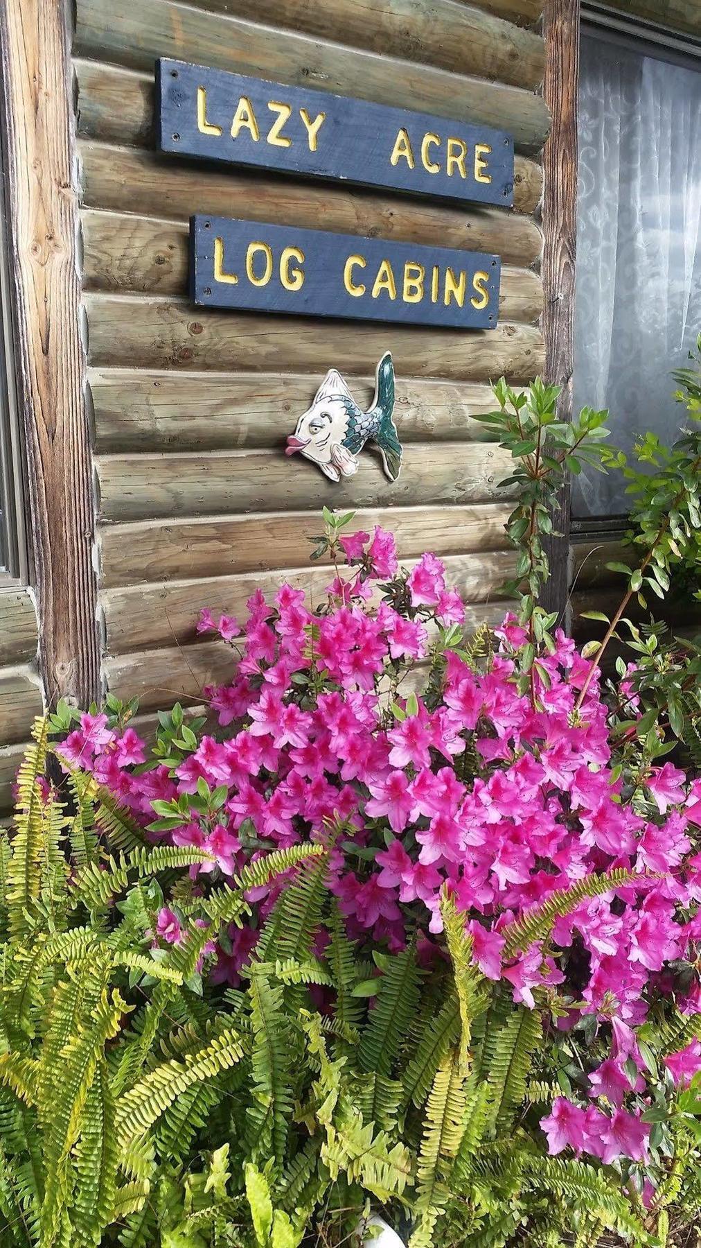 Lazy Acre Log Cabins レイクス・エントランス エクステリア 写真